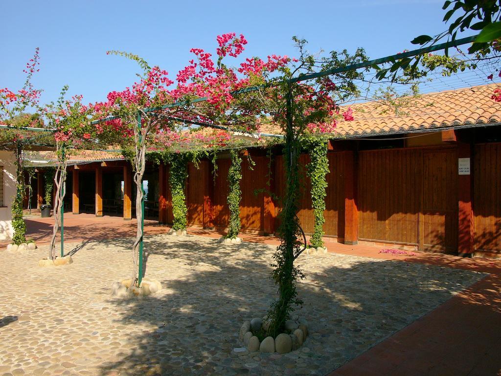 Camping Costa Ponente Cefalu Exterior photo