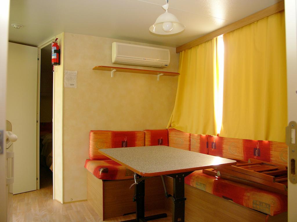 Camping Costa Ponente Cefalu Room photo